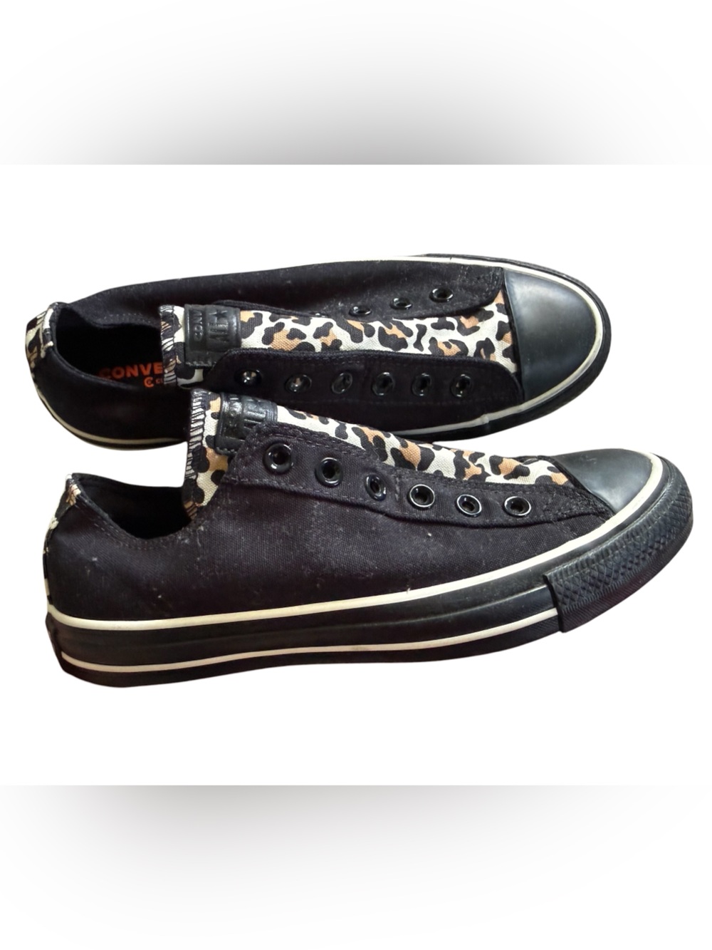 Converse Black Slip-On CUSTOM chuck with Leopard Accent